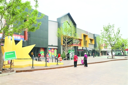 东风街道立足“城市活力焕新区”战略定位,以文化“两创”为引领,全力打造东风特色文化产业隆起带